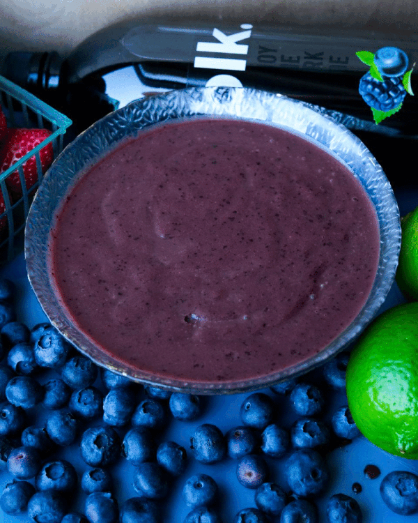 Berry Superfood Smoothie Bowl Recipe